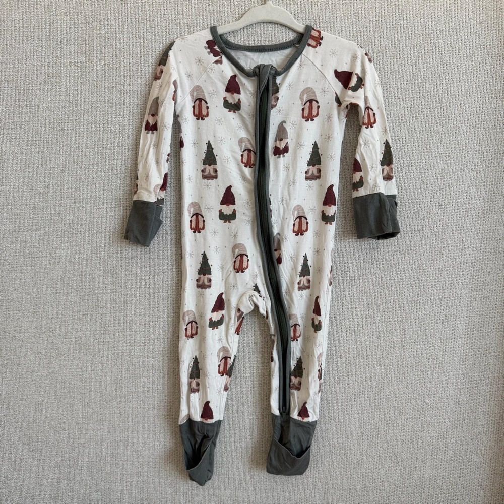 Little One Shop Co Cozy Kids Convertible Pajamas - Gnome Christmas vibes